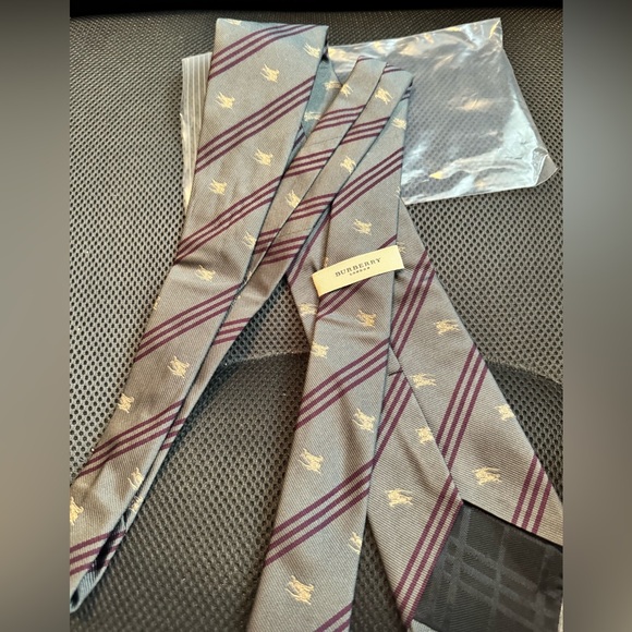 Burberry Mens Tie - Picture 4 of 8